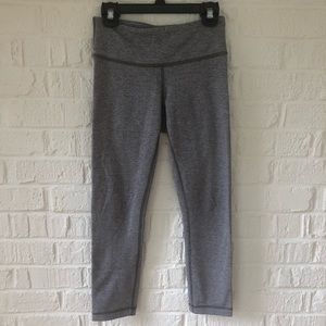 Lululemon crop legging women’s size 2